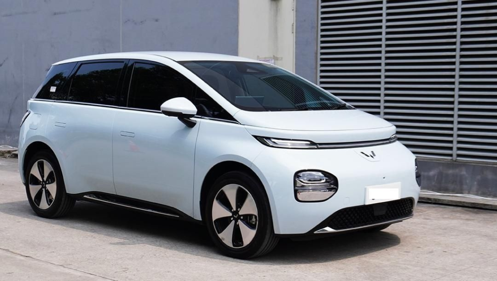 MG Windsor Electric CUV: भारत में लॉन्च, कीमत, फीचर्स और परफॉर्मेंस